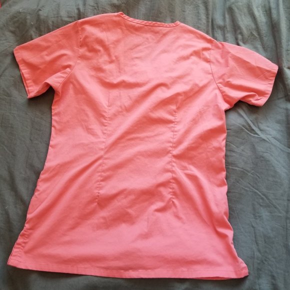 UA Butter-Soft Stretch Women's 5-Pocket V-neck Scrub Top - Picture 3 of 5